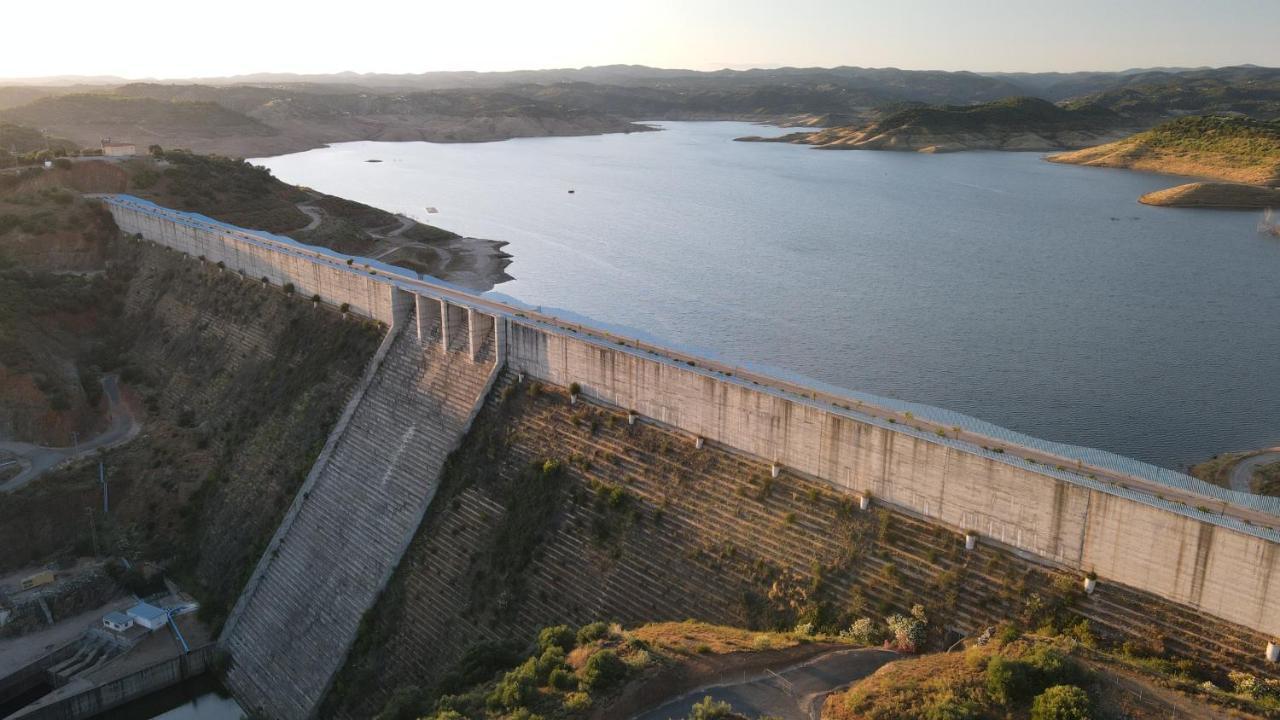 Apartamentos Matute Almodóvar del Río Buitenkant foto